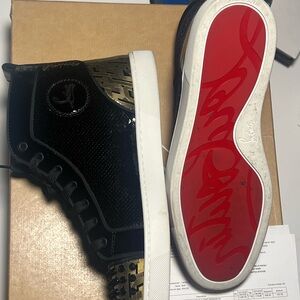 Christian Louboutins Lou Spikes Orlato Flat Patent size 43 sneakers